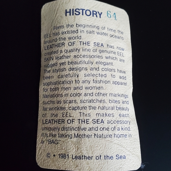 Vintage 1981 Leather of the Sea Clutch - Picture 13 of 14